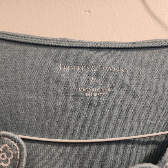 Drapers & Damon's Cotton Polyester 3/4 sleeve top. Size 1x, preloved. - Picture 2 of 5
